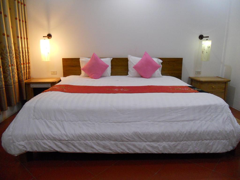 The Long Hotel نينه بينه الغرفة الصورة