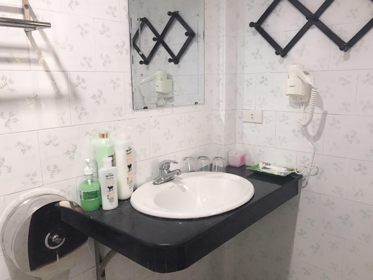 The Long Hotel نينه بينه المظهر الخارجي الصورة